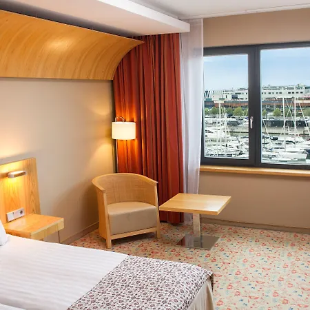 Hestia Europa Hotel 4*