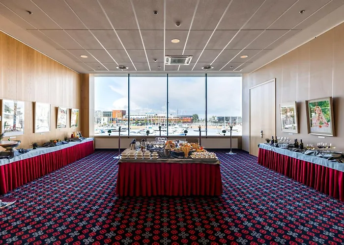 헤스티아 유로파 4*